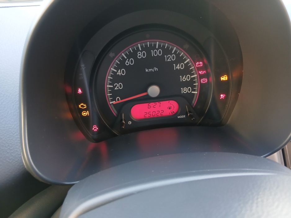 Suzuki Alto 4DR — thumbnail 14
