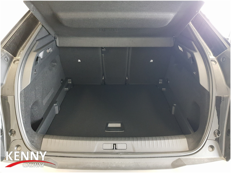 2026 Peugeot 3008 1.2L Petrol Hybrid For Sale Images
