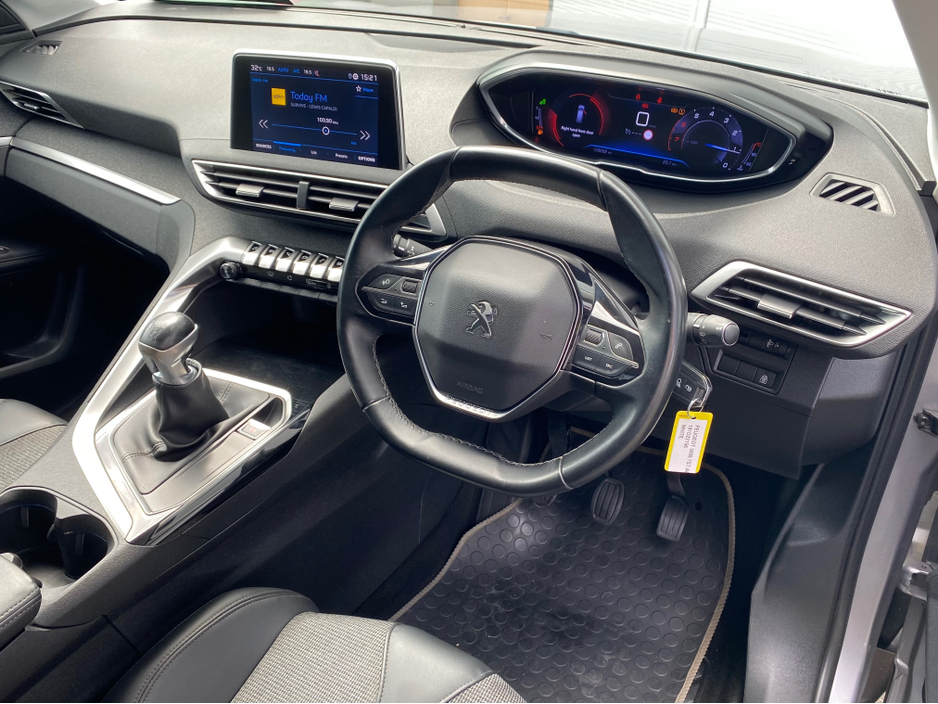 2019 Peugeot 5008 1.2L Petrol For Sale Images