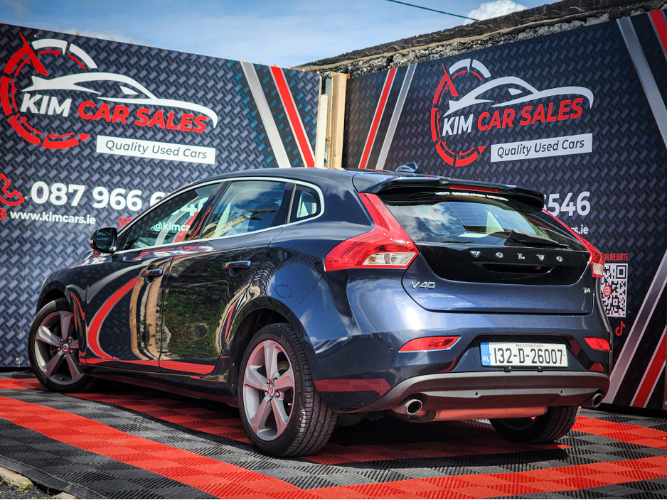 2013 Volvo V40 1.6L Petrol For Sale Images