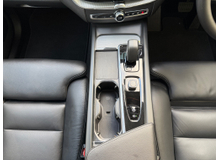 2023 Volvo XC60 2L Petrol Plug-in Hybrid For Sale Images