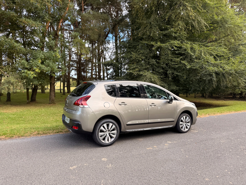 Peugeot 3008 1.2 PureTech Active S&S — thumbnail 7