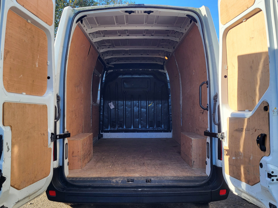 2023 Renault Master 2.3L Diesel For Sale Images