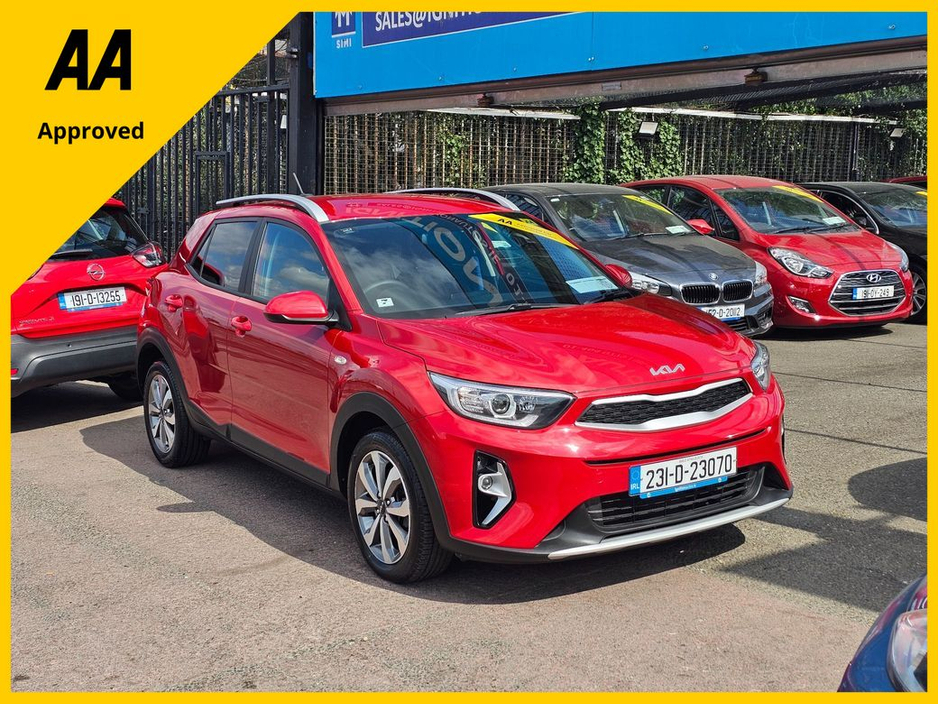 Kia Stonic 1.0 PETROL K2, 1 OWNER, KIA HISTORY, 2 KEYS, SERVICE, WARRANTY, NATIONWIDE DELIVERY AND WARRANTY AVAILABLE.