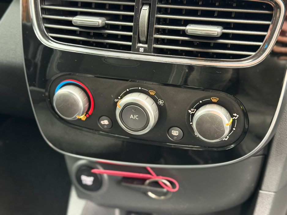 2018 Renault Clio 1L Petrol For Sale Images