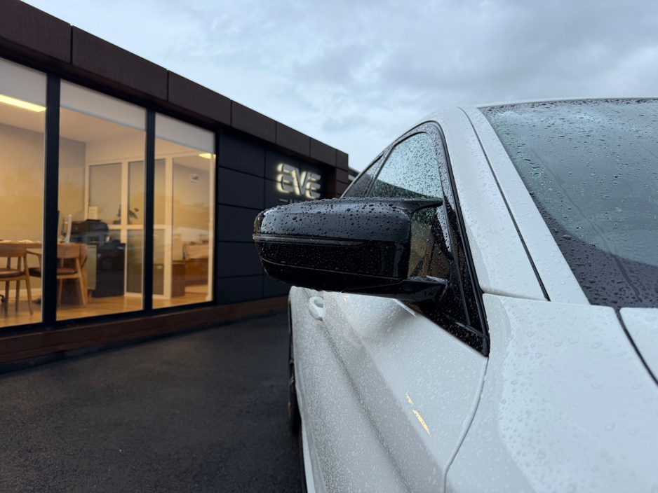 2021 BMW 5 Series 2L Petrol Plug-in Hybrid For Sale Images