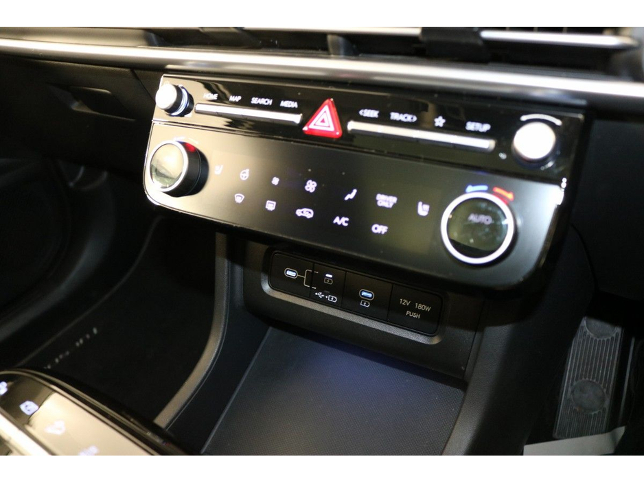 Hyundai Tucson PHEV Platinum 1.6L Petrol Automatic SUV - Plug in Hybrid - — thumbnail 17