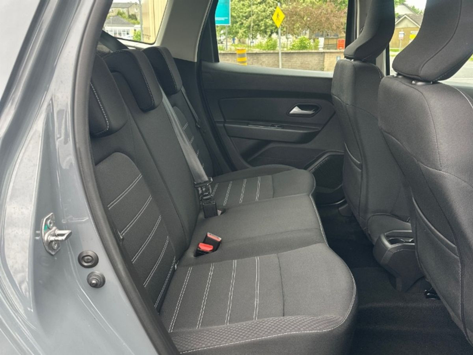 2024 Dacia Duster 1.5L Diesel For Sale Images