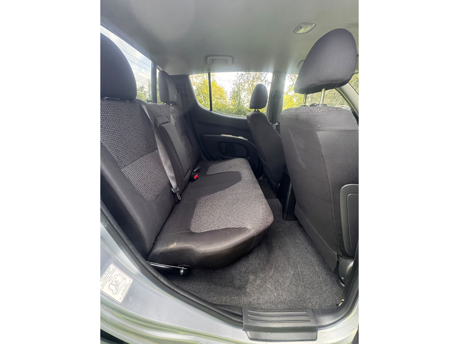 2016 Mitsubishi L200 2.5L Diesel For Sale Images
