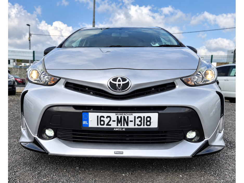2016 Toyota Prius 1.8L Petrol Hybrid For Sale Images