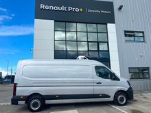 2025 Renault Master 2L Diesel For Sale Images
