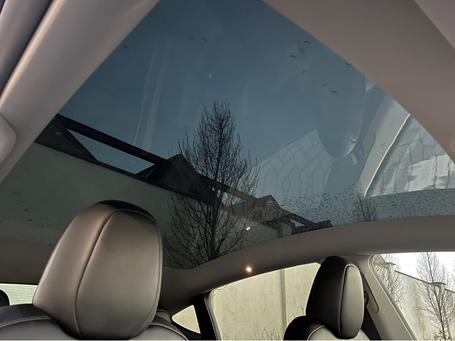 2024 Tesla Model Y 0L Electric For Sale Images