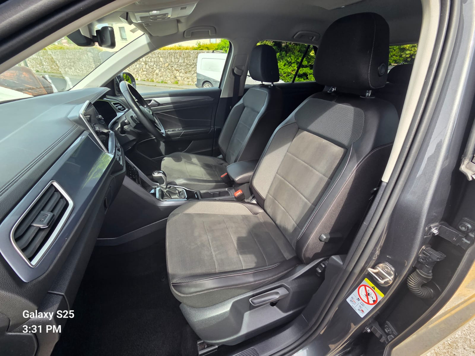 2023 Volkswagen T-Roc 1.5L Petrol For Sale Images