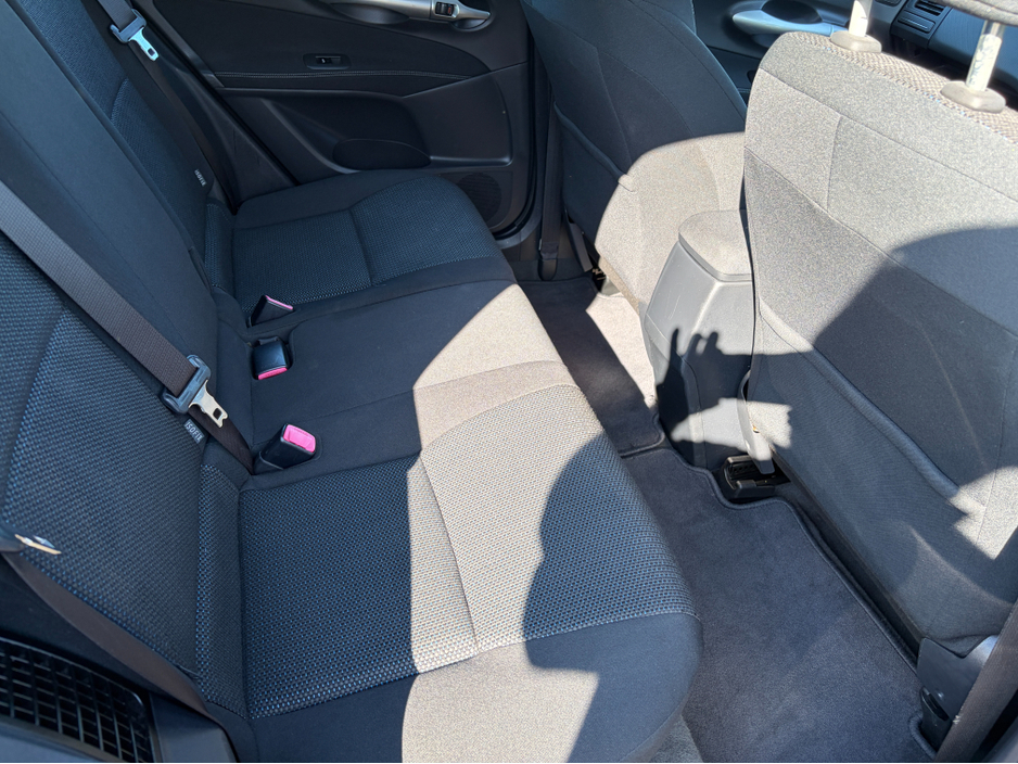 2012 Toyota Auris 1.8L Petrol Hybrid For Sale Images