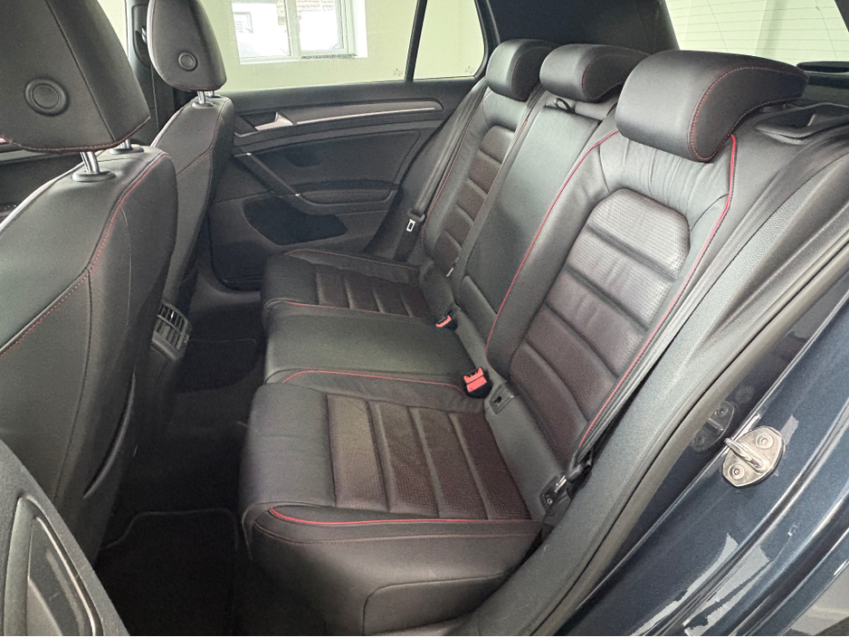2019 Volkswagen Golf 2L Petrol For Sale Images