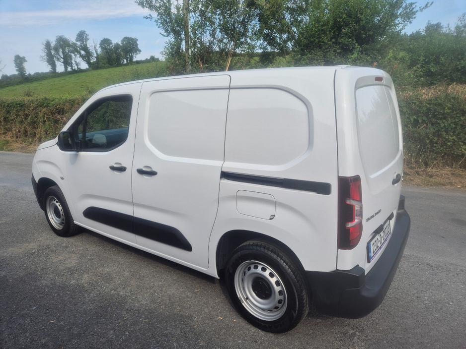 2023 Citroen Berlingo 1.5L Diesel For Sale Images