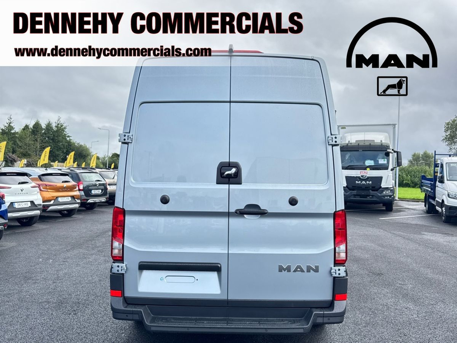 2025 MAN TGE 2.0L Diesel For Sale Images