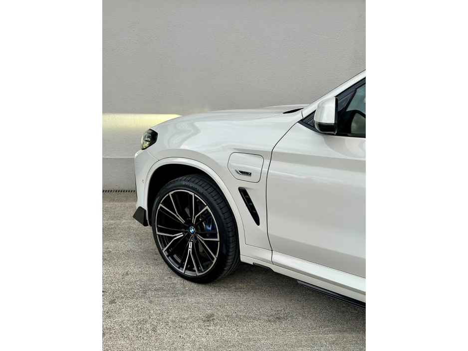 2022 BMW X3 2L Petrol Plug-in Hybrid For Sale Images