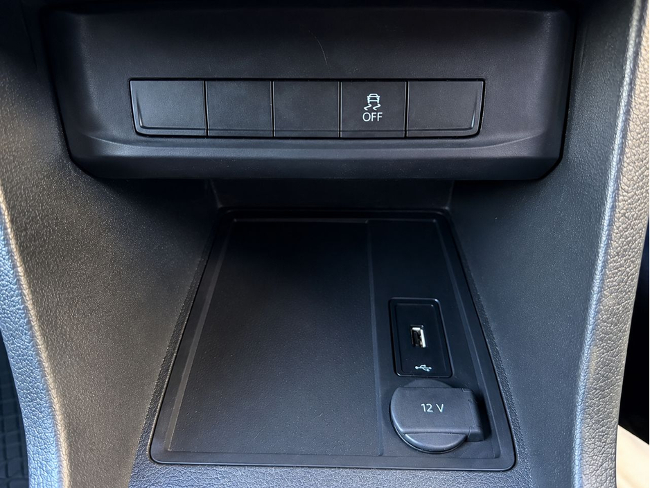2019 Volkswagen Caddy 2L Diesel For Sale Images