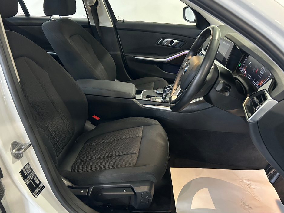 2021 BMW 3 Series 2.0L Diesel Hybrid For Sale Images
