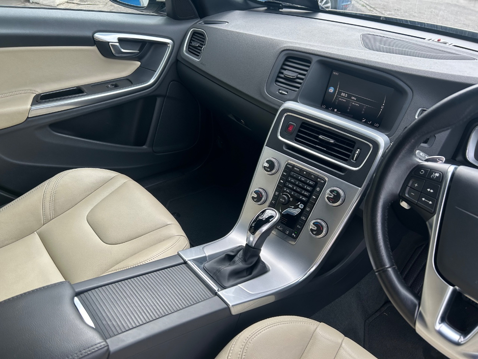 2018 Volvo V60 2L Diesel For Sale Images
