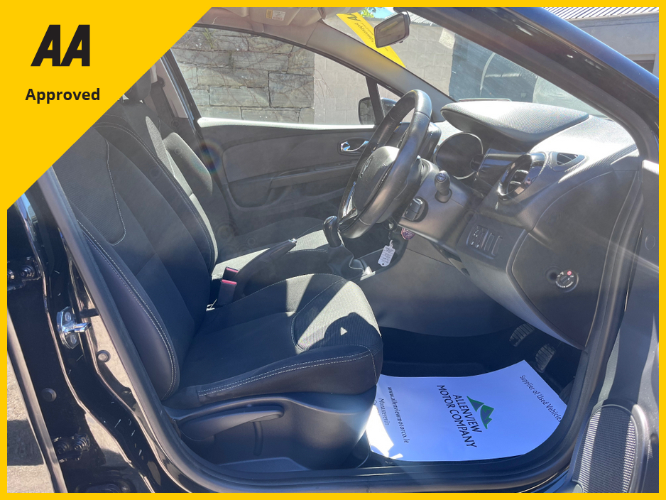2015 Renault Clio 1.1L Petrol For Sale Images