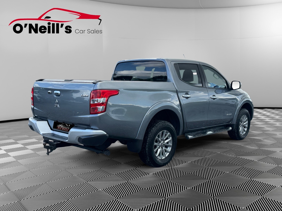 2016 Mitsubishi L200 2.4L Diesel For Sale Images