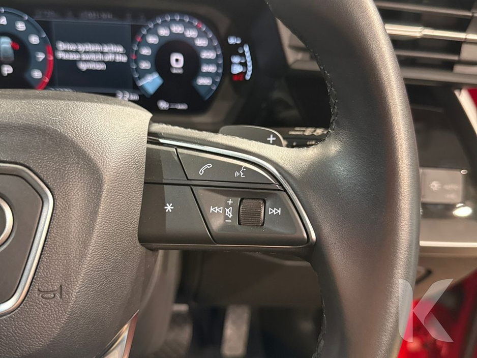 Audi A3 1.0 AUTOMATIC - FACTORY ALLOYS - DIGITAL SPEEDO - CRUISE CONTROL - MULTI FUNCTION STEERING WHEEL - CRUISE CONTROL - HEATED SEATS — thumbnail 19