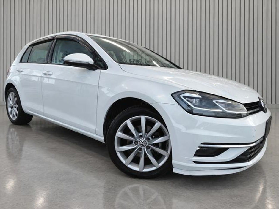 Volkswagen Golf HIGH SPEC GOLF