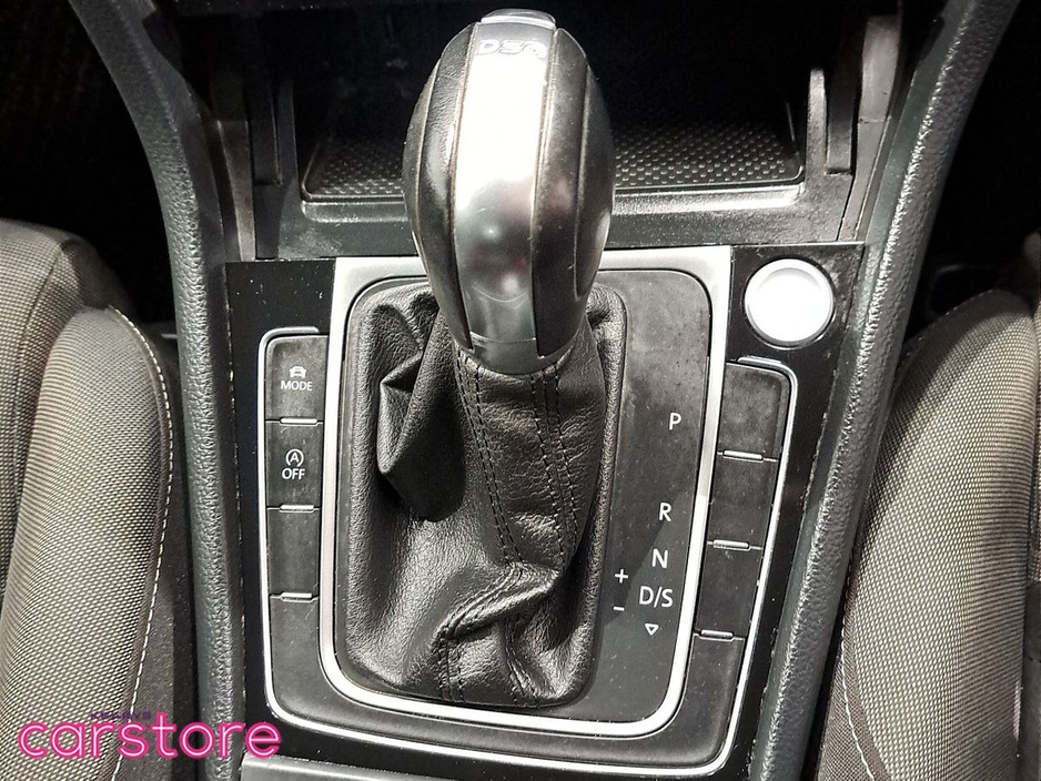 Volkswagen Golf TSi Highline — thumbnail 16