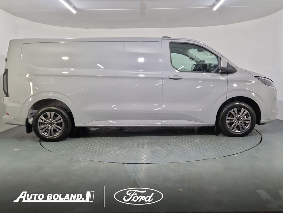2026 Ford Transit Custom 2.5L Petrol Plug-in Hybrid For Sale Images