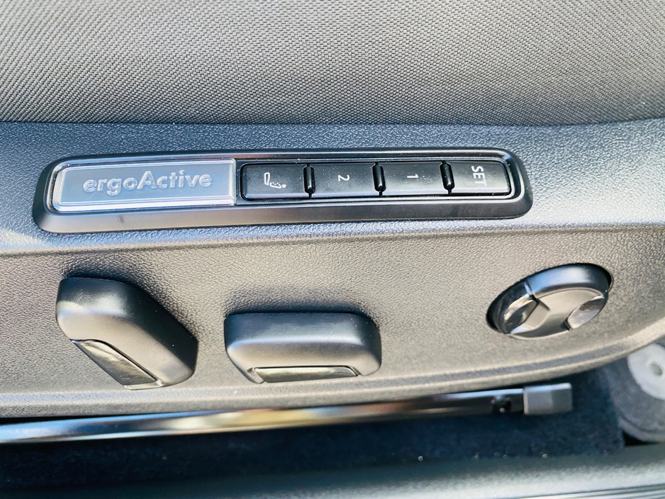 2024 Volkswagen ID.3 0L Electric For Sale Images