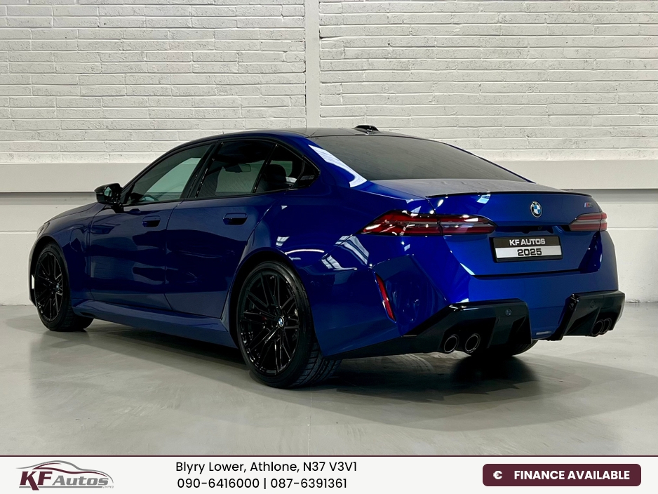 2025 BMW M5 4.5L Petrol Plug-in Hybrid For Sale Images