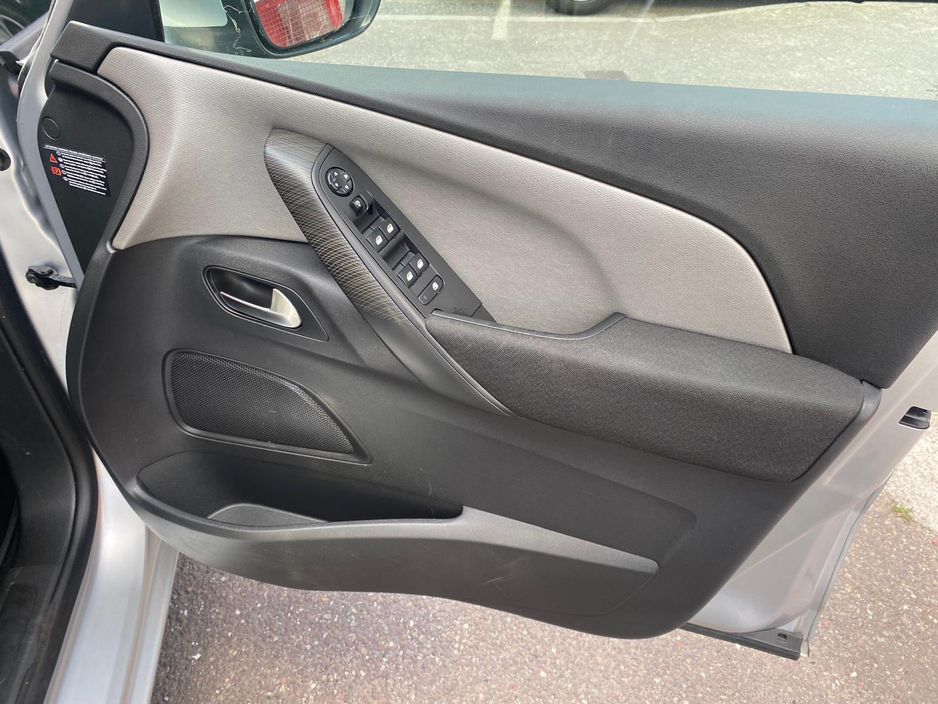 2015 Citroen Grand C4 Picasso 1.6L Diesel For Sale Images