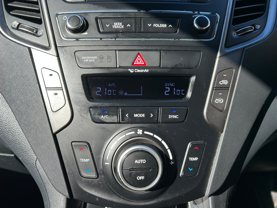 2017 Hyundai Santa Fe 2.2L Diesel For Sale Images