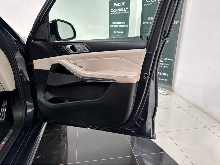 2019 BMW X7 3L Diesel For Sale Images
