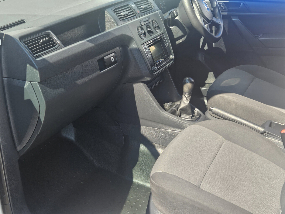 2018 Volkswagen Caddy 2L Diesel For Sale Images