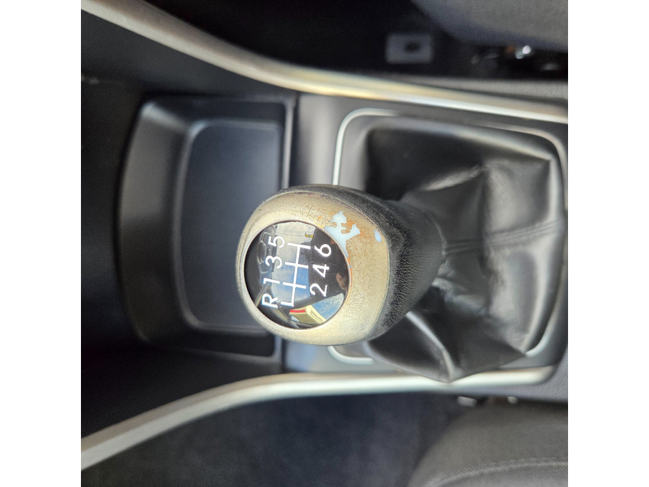 2013 Hyundai i30 1.4L Petrol For Sale Images