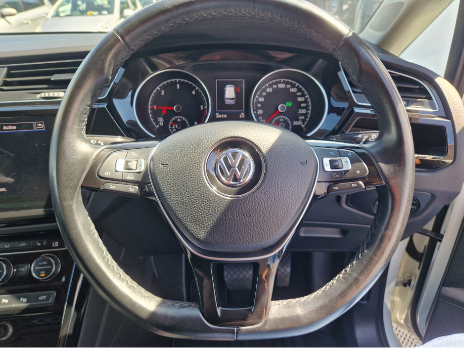 2018 Volkswagen Touran 2.0L Diesel For Sale Images
