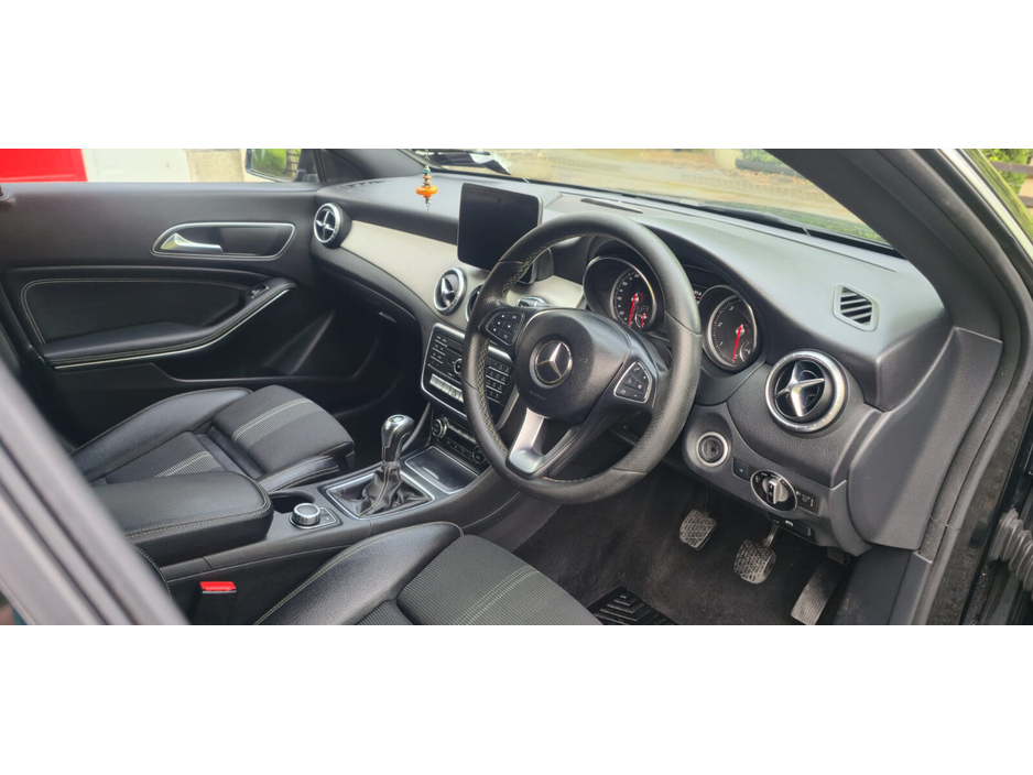 2018 Mercedes-Benz CLA Class 2.1L Diesel For Sale Images