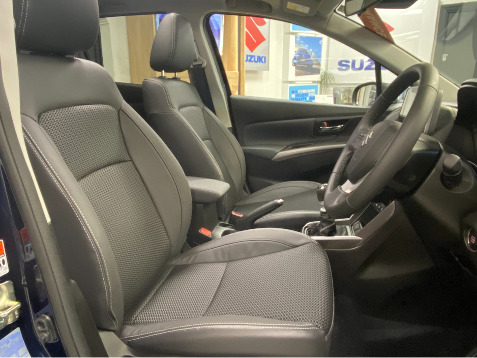 2025 Suzuki SX4 S-Cross 1.4L Petrol Hybrid For Sale Images