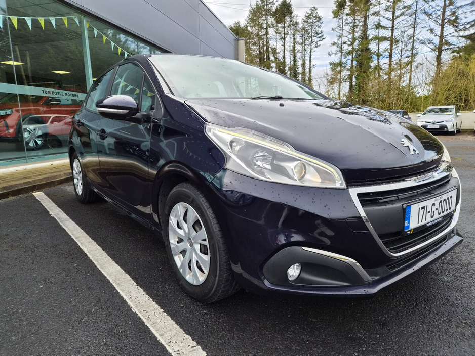 Peugeot 208 — thumbnail 2