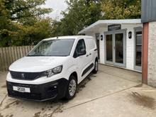 2021 Peugeot Partner 1.5L Diesel For Sale Images
