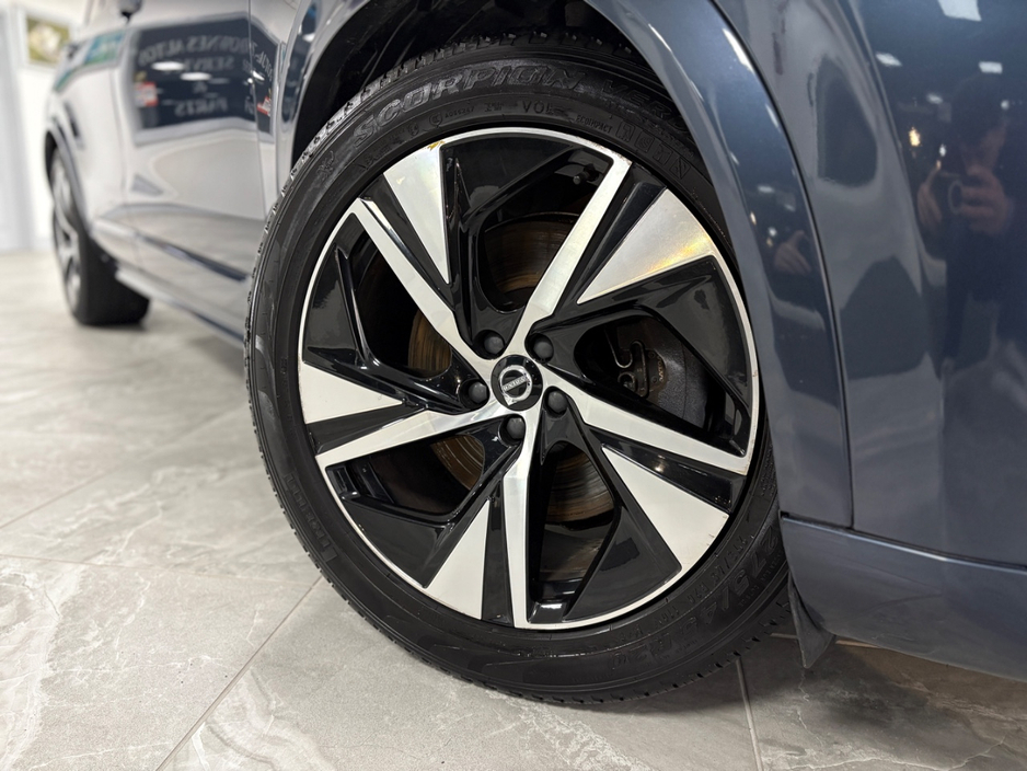 2021 Volvo XC90 2L Petrol Plug-in Hybrid For Sale Images
