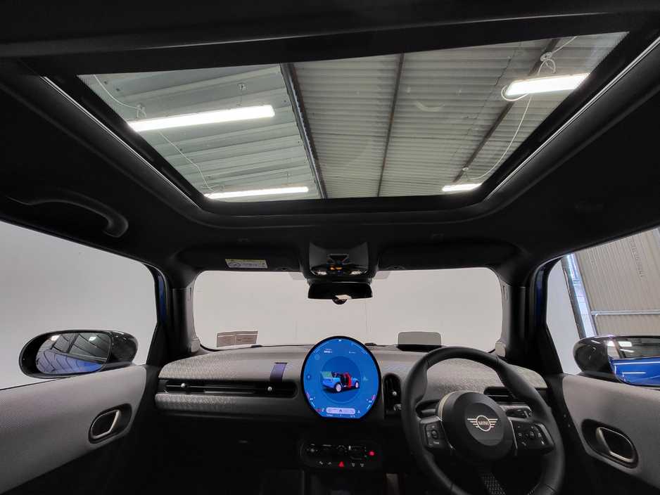 2025 MINI Cooper 1.5L Petrol For Sale Images