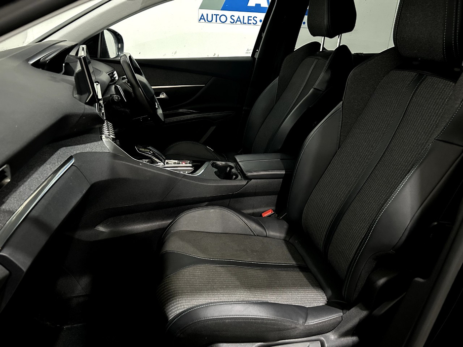 2022 Peugeot 5008 1.5L Diesel For Sale Images