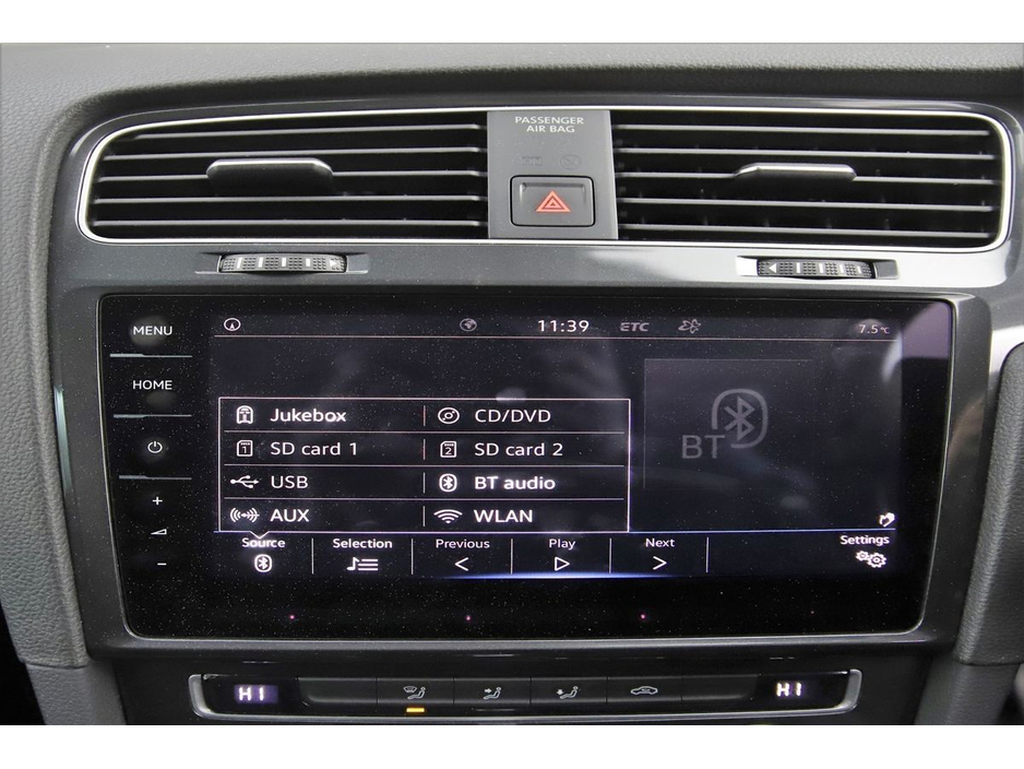 Volkswagen Golf 1.2 TSI MK7.5 DSG COMFORTLINE *DIG DASH*REVERSE CAM*PARK SENSORS* — thumbnail 19