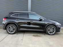 2022 Mercedes-Benz GLA Class 1.3L Petrol Plug-in Hybrid For Sale Images