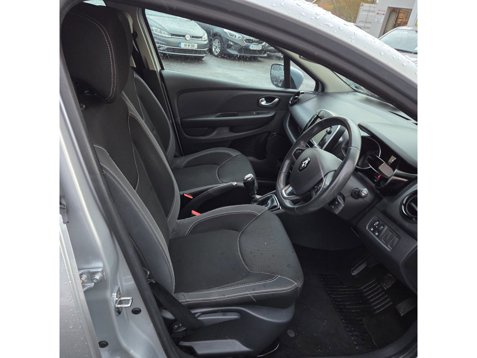 2017 Renault Clio 1.1L Petrol For Sale Images