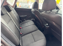 2011 Hyundai i30 1.6L Diesel For Sale Images